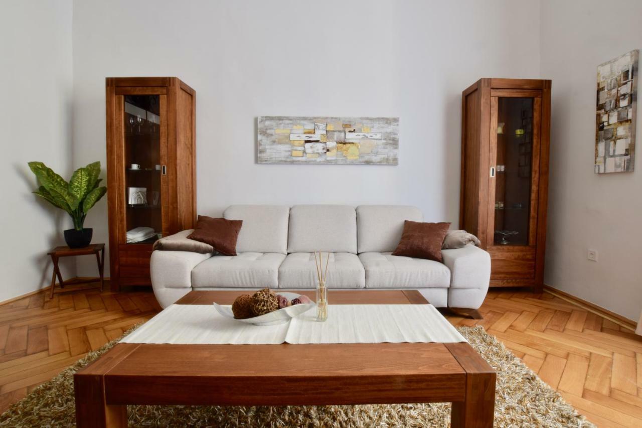 Luxury Apartment By Hi5 - Havas Street Budapeşte Dış mekan fotoğraf